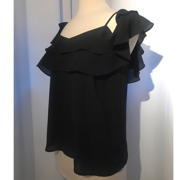 Off Shoulder Ruffle Top with Spaghetti Straps - Picture 7 of 8